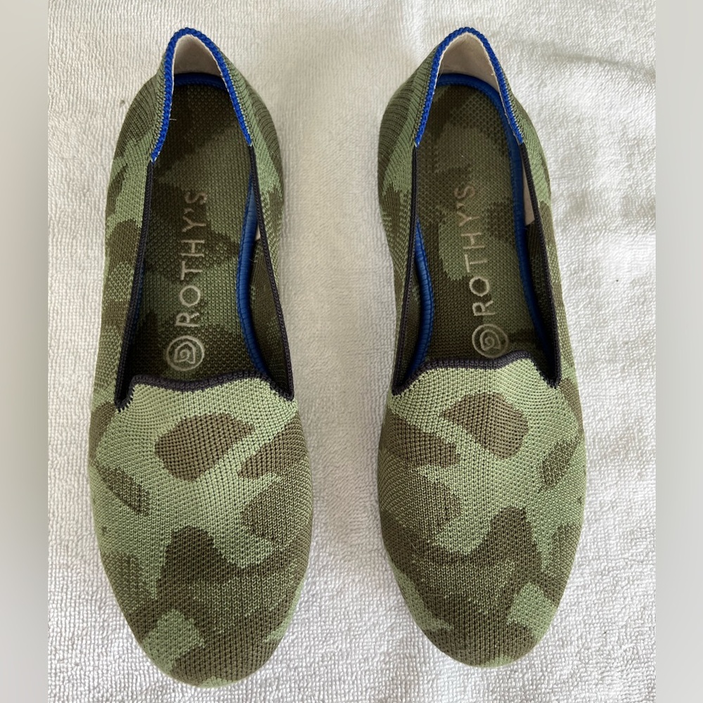 Rothy’s Olive Camo Loafer, size 7.5. Good condition